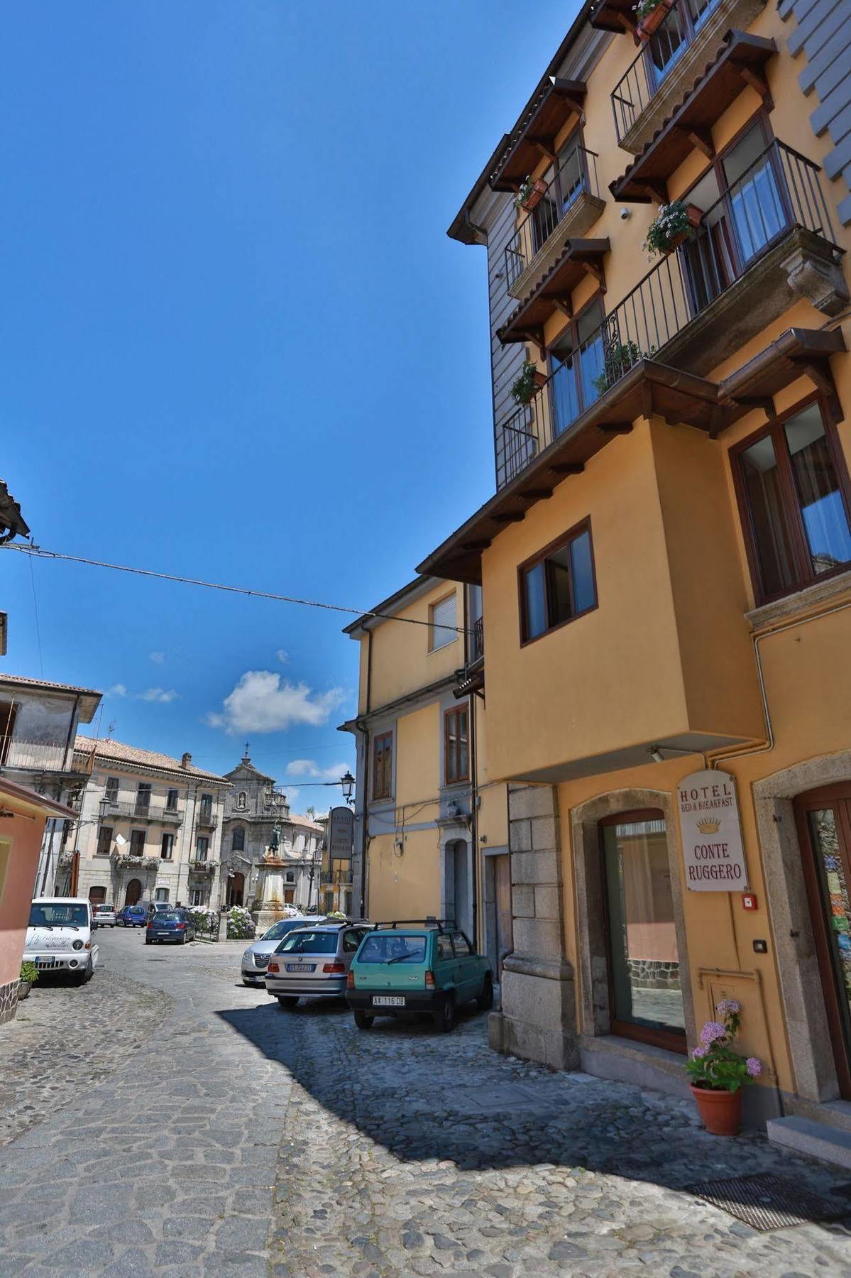 Hotel Conte Ruggero Serra San Bruno Extérieur photo